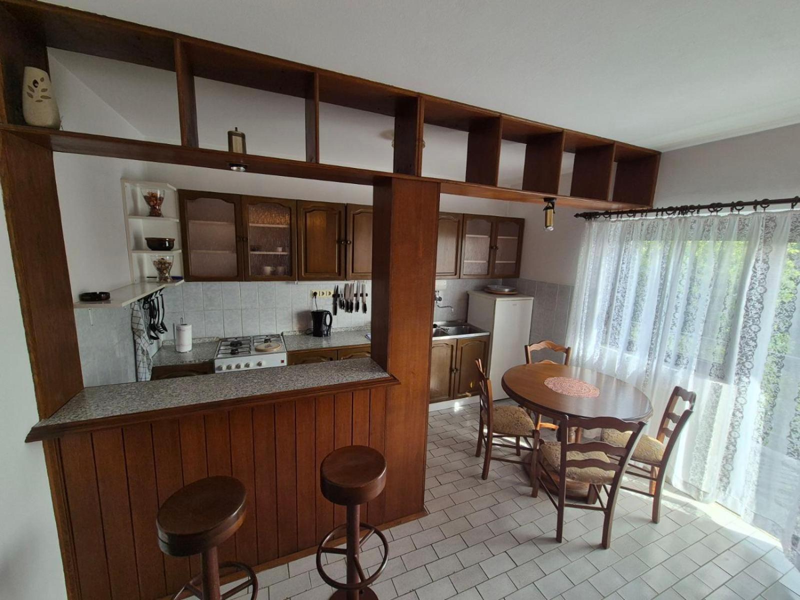 Apartmani Mazzarolli ヤドラニヴォ エクステリア 写真