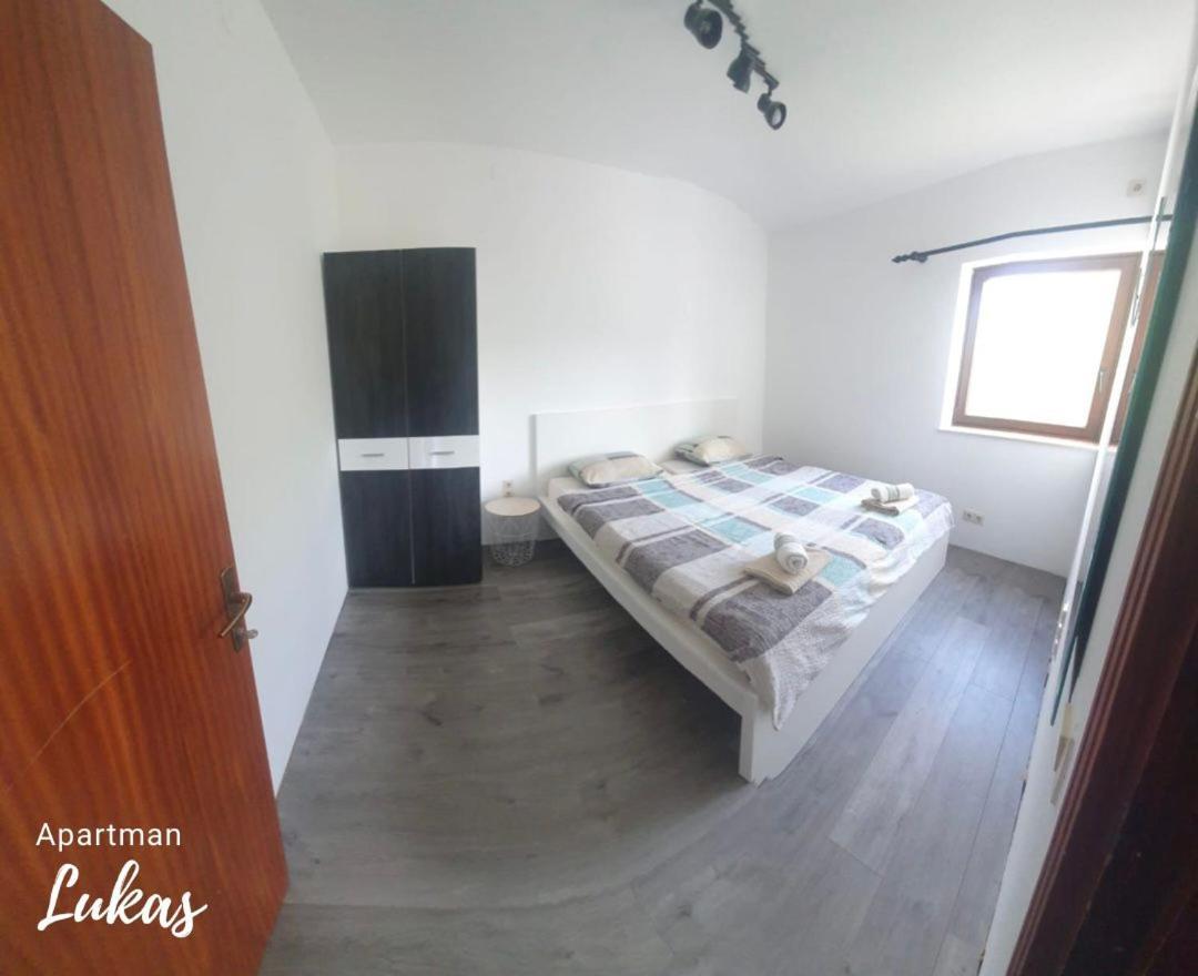Apartmani Mazzarolli ヤドラニヴォ 部屋 写真