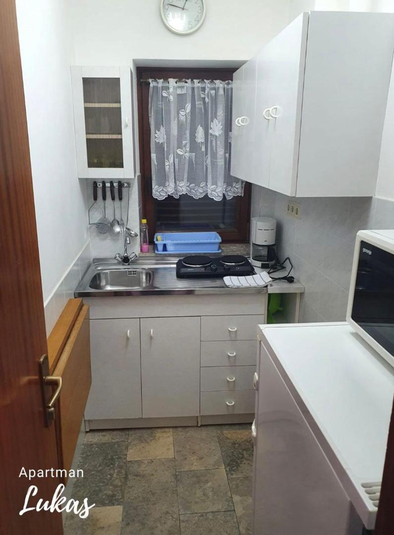 Apartmani Mazzarolli ヤドラニヴォ 部屋 写真